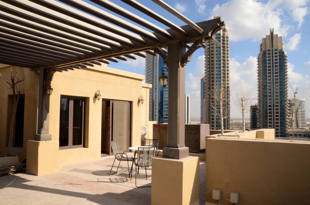 Al Dar Darak Holiday Home Yansoon Dubai Exteriör bild